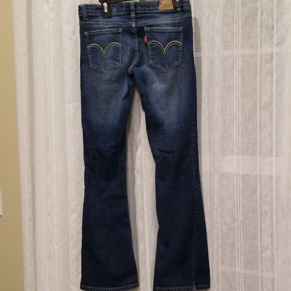 Jeans  - Picture 2 of 3